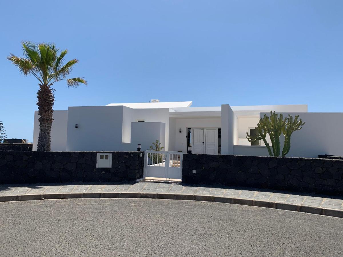 Villa Dois Mares ปูแอร์โตกาเลโร ภายนอก รูปภาพ