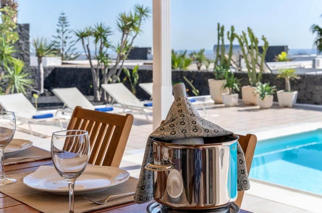 Villa Dois Mares ปูแอร์โตกาเลโร ภายนอก รูปภาพ